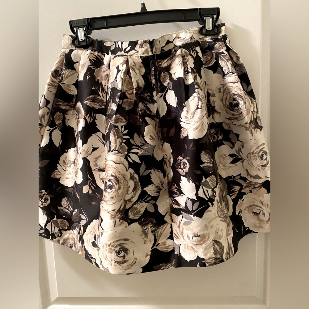 I. N. San Francisco Size9 Flower Bubble Skirt